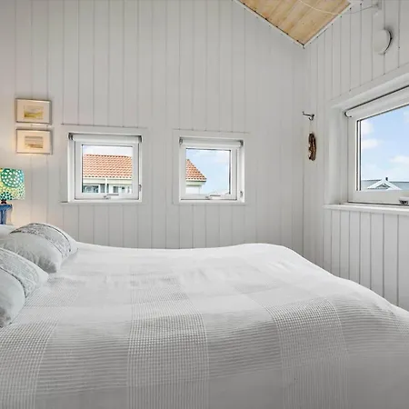 N303-karrebaeksminde-sivsangervej-3 بيت للعطل *