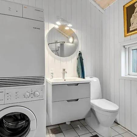N303-karrebaeksminde-sivsangervej-3 بيت للعطل Karrebæksminde